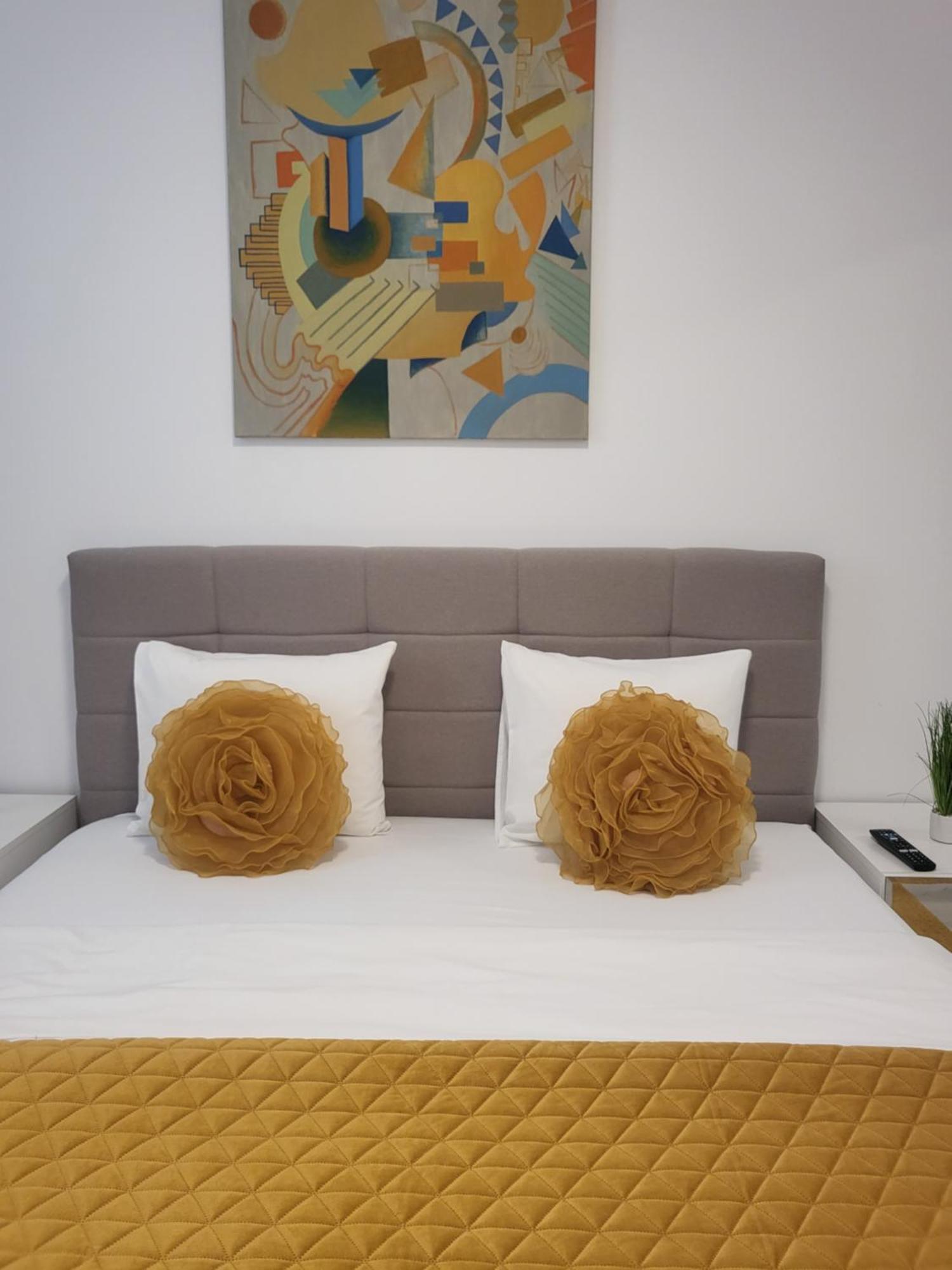 Hils Pallady Apartament Lyly Bukarest Kültér fotó
